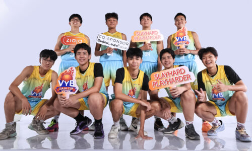 Đội nam THPT Kim Liên tạo dáng tự tin tại Media Day – Báo VnExpress