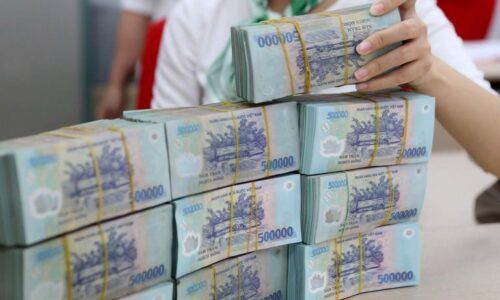 Doanh nghiệp lớn “đút túi” hàng tỷ đồng mỗi ngày nhờ tiền gửi ngân hàng