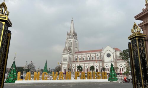 Về miền Giáng sinh an bình