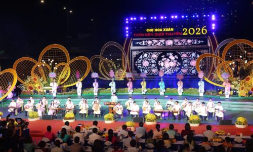 TP Hồ Chí Minh: Khai mạc Chợ hoa Xuân ‘Trên bến dưới thuyền’ Tết Bính Ngọ 2026