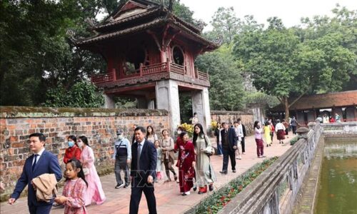 Tết Nguyên đán Bính Ngọ: Du lịch khởi sắc, đón 14 triệu lượt khách