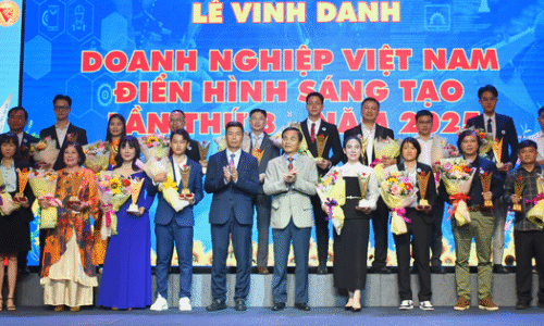 Vinh danh gần 60 doanh nghiệp Việt Nam điển hình sáng tạo năm 2025 | Doanh nhân | Tài Chính