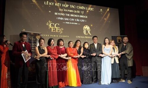 ‘Đêm hội điện ảnh – Nhịp cầu ánh sáng’ kết nối cộng đồng người Việt tại Pháp