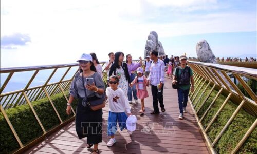 Du lịch miền Trung giữ nhịp tăng trưởng giữa bối cảnh nhiều biến động
